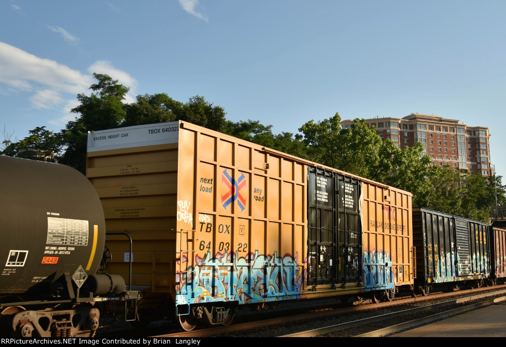 640322